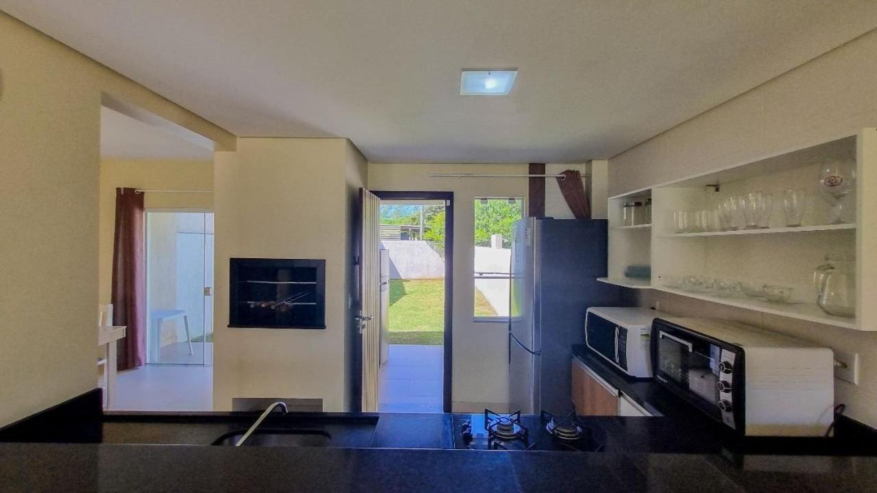 Ferrugem Beira Mar 6 Holiday home *